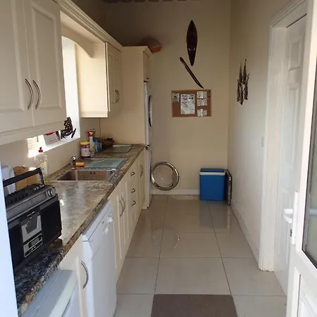 بيت للعطل Lough Gara Self Catering Gorteen (Sligo)