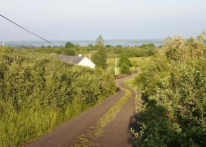 Lough Gara Self Catering 펜션 *